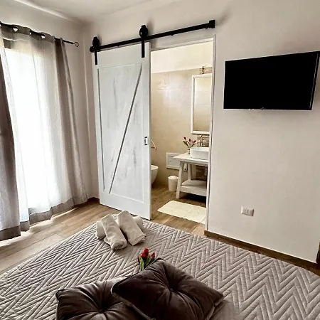 Dimora Idruntina Bed & Breakfast *