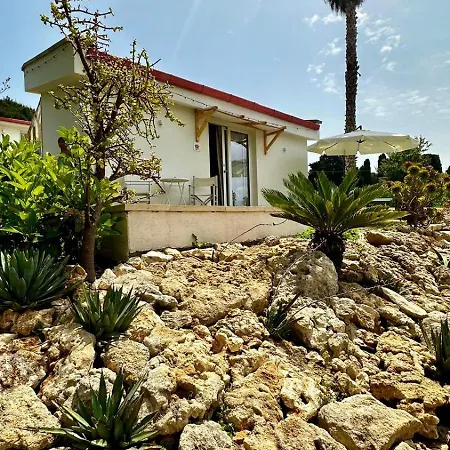 Dimora Idruntina فندق مبيت وإفطار