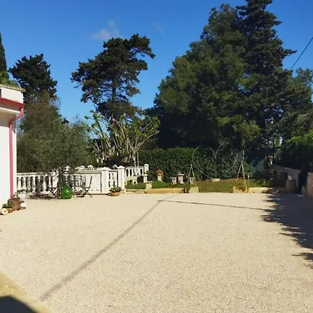 Dimora Idruntina فندق مبيت وإفطار أوترانتو